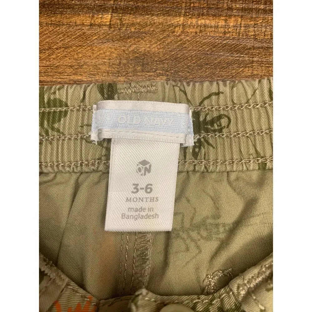 OLD NAVY Boy’s Cargo Bug Shorts / Size: 3-6 Months